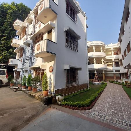 Hotel Kolam Шантиникетан Экстерьер фото