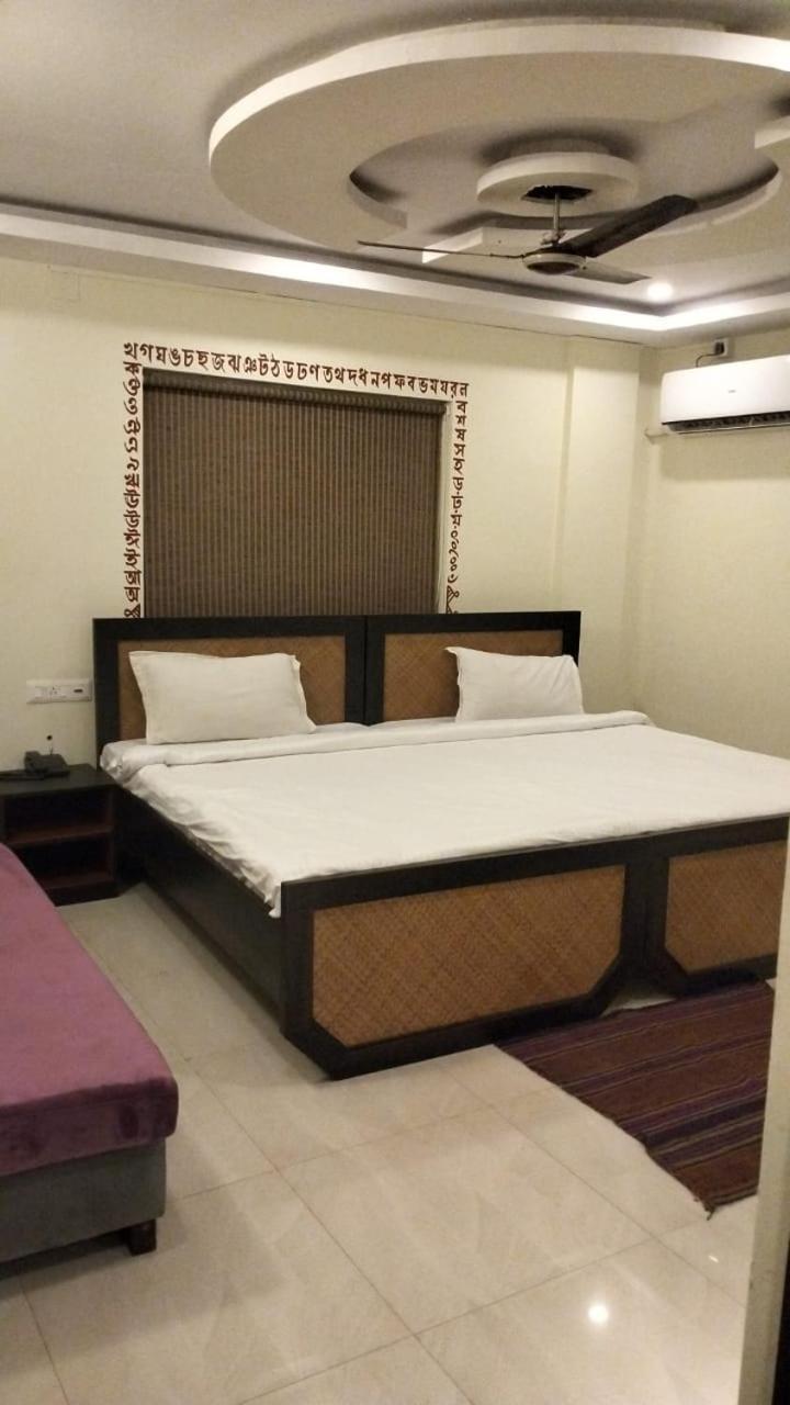 Hotel Kolam Шантиникетан Экстерьер фото