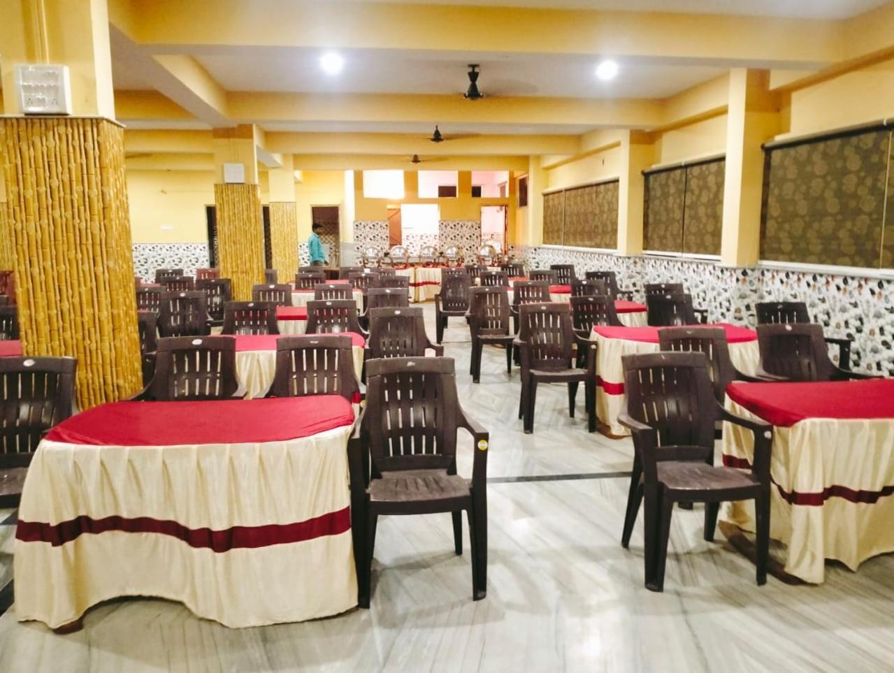 Hotel Kolam Шантиникетан Экстерьер фото